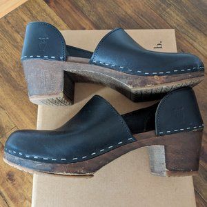 Sandgrens Brett Medium to Low Clog Leather Black Dark Base EU 40 / 8.5 or 9